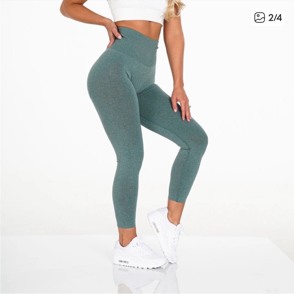 NVGTN Forest Green Active Leggings
